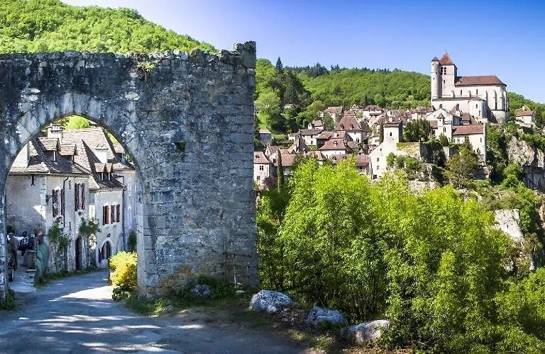 Apartment Gite Du Tourneur Studio Au Coeur De Saint Cirq France